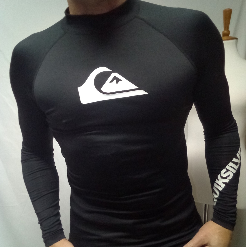 Quick silver exercise stretch tight muscle shirt